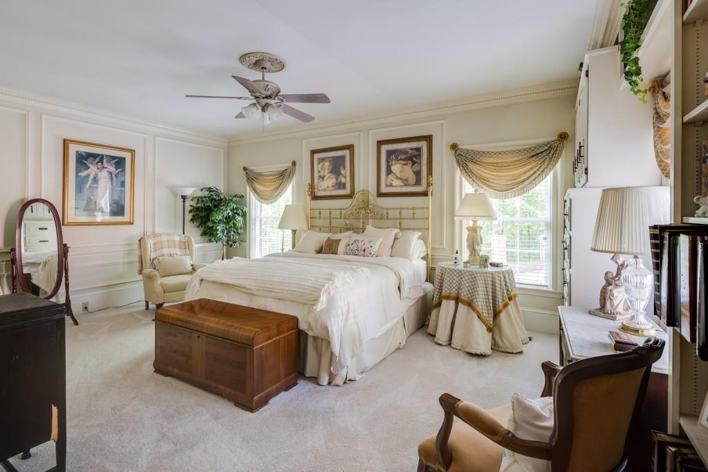 222 Burdette Road, Sandy Springs, Georgia 30327, 5 Bedrooms Bedrooms, ,4 BathroomsBathrooms,Residential,Sold,222 Burdette Road,7224206