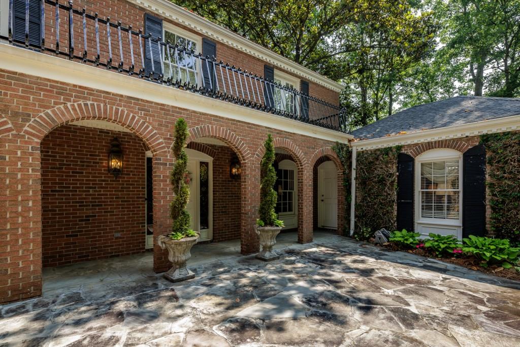 222 Burdette Road, Sandy Springs, Georgia 30327, 5 Bedrooms Bedrooms, ,4 BathroomsBathrooms,Residential,Sold,222 Burdette Road,7224206