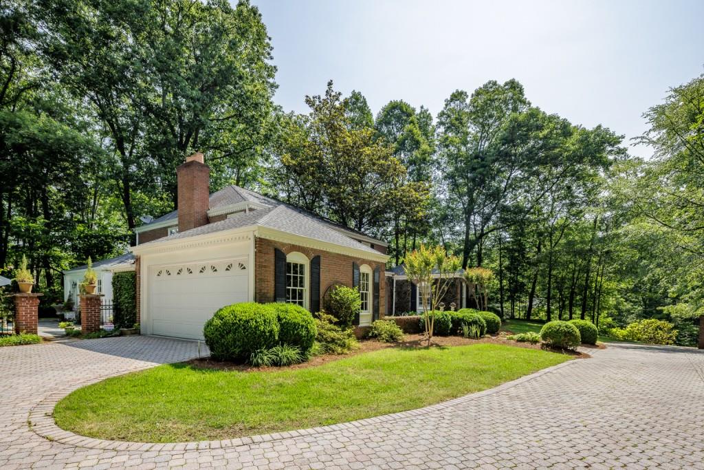 222 Burdette Road, Sandy Springs, Georgia 30327, 5 Bedrooms Bedrooms, ,4 BathroomsBathrooms,Residential,Sold,222 Burdette Road,7224206