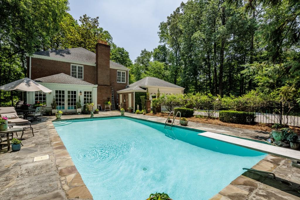 222 Burdette Road, Sandy Springs, Georgia 30327, 5 Bedrooms Bedrooms, ,4 BathroomsBathrooms,Residential,Sold,222 Burdette Road,7224206