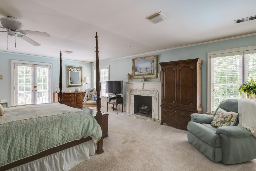 222 Burdette Road, Sandy Springs, Georgia 30327, 5 Bedrooms Bedrooms, ,4 BathroomsBathrooms,Residential,Sold,222 Burdette Road,7224206