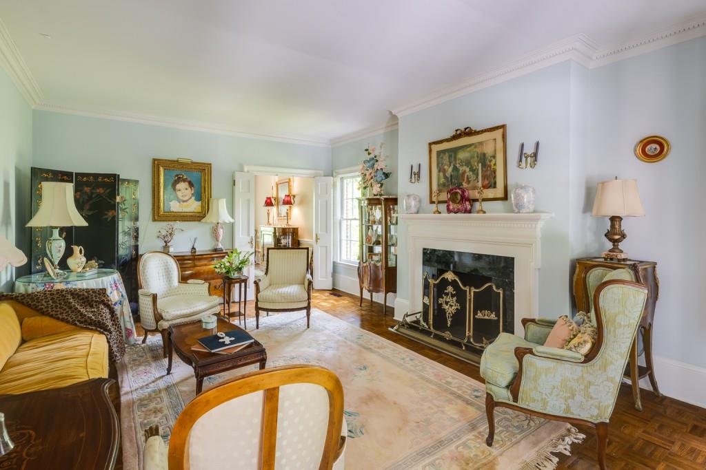 222 Burdette Road, Sandy Springs, Georgia 30327, 5 Bedrooms Bedrooms, ,4 BathroomsBathrooms,Residential,Sold,222 Burdette Road,7224206