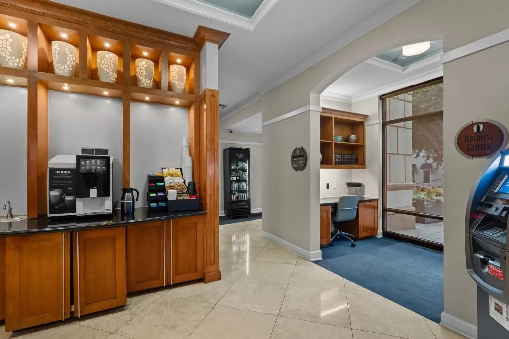 3445 Stratford Road Unit 3109, Atlanta, Georgia 30326, 1 Bedroom Bedrooms, 0 ,1 BathroomBathrooms,Residential,For Sale,3445 Stratford Road Unit 3109,7848571