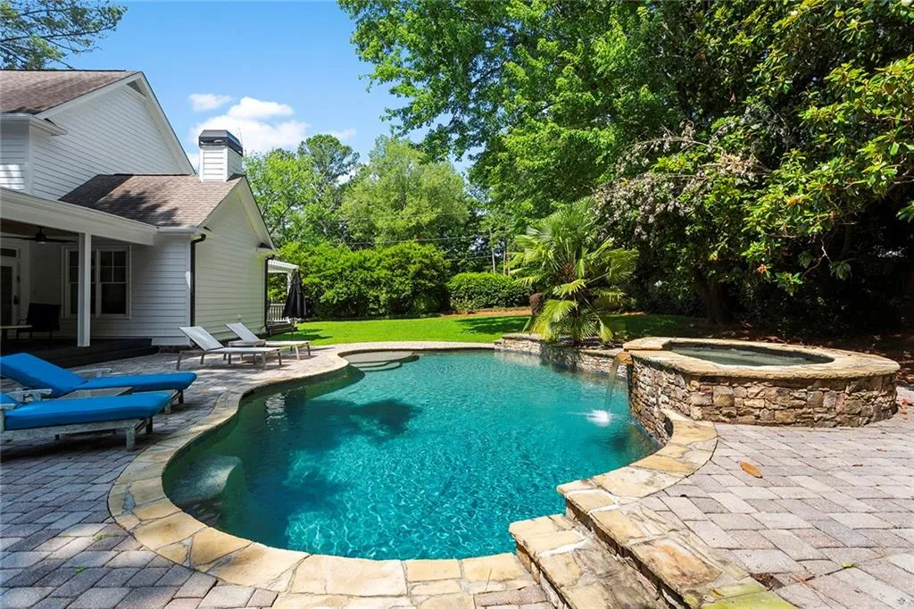 4715 Westfield Drive, Sandy Springs, Georgia 30342, 6 Bedrooms Bedrooms, ,6 BathroomsBathrooms,Residential,Sold,4715 Westfield Drive,7066666