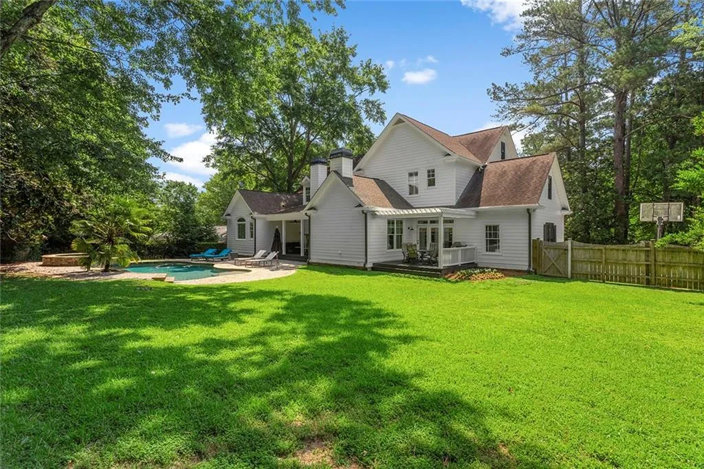 4715 Westfield Drive, Sandy Springs, Georgia 30342, 6 Bedrooms Bedrooms, ,6 BathroomsBathrooms,Residential,Sold,4715 Westfield Drive,7066666