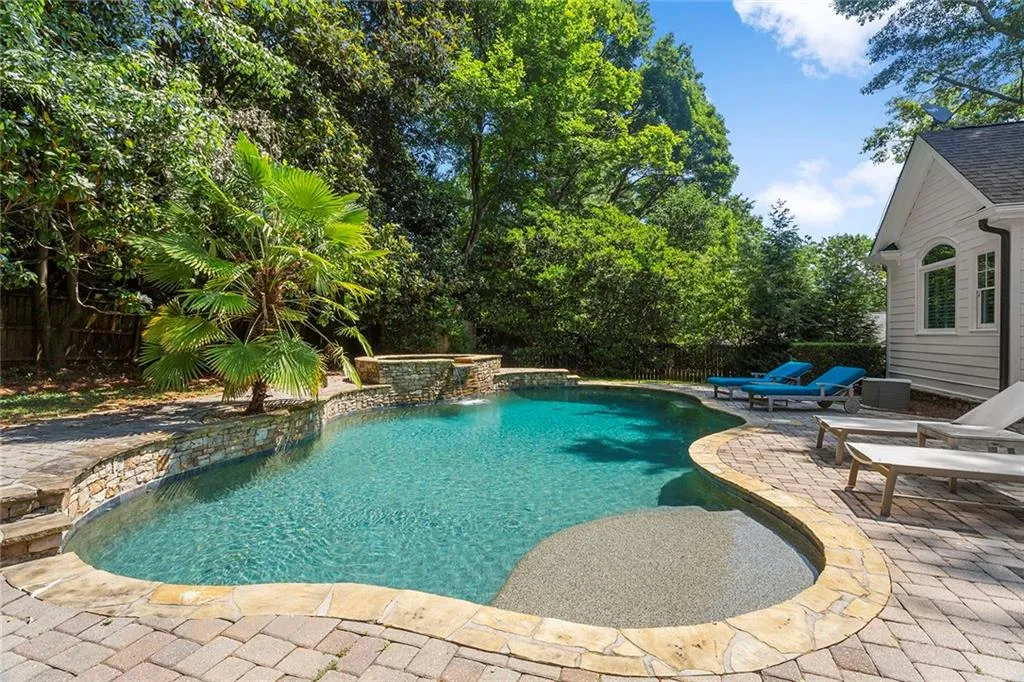 4715 Westfield Drive, Sandy Springs, Georgia 30342, 6 Bedrooms Bedrooms, ,6 BathroomsBathrooms,Residential,Sold,4715 Westfield Drive,7066666