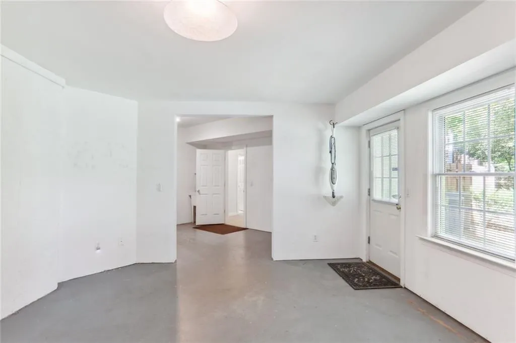 795 Spalding Heights Drive~ Future expansion! Would be a perfect guest bedroom/nanny suite. Full bathroom is already there!