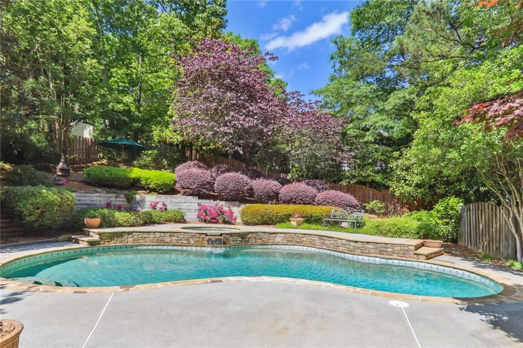 795 Spalding Heights Drive~ Relax & Enjoy!