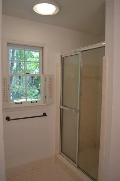 300 W Spalding Drive, Sandy Springs, Georgia 30328, 4 Bedrooms Bedrooms, ,3 BathroomsBathrooms,Residential,Sold,300 W Spalding Drive,6797111