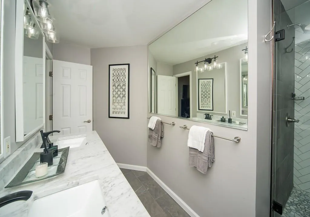 Owner's Bath