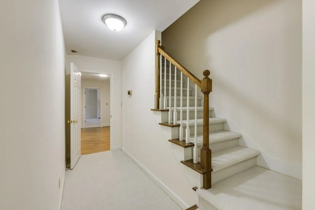 270 Grapevine Run, Sandy Springs, Georgia 30350, 7 Bedrooms Bedrooms, ,4 BathroomsBathrooms,Residential,Sold,270 Grapevine Run,7529792