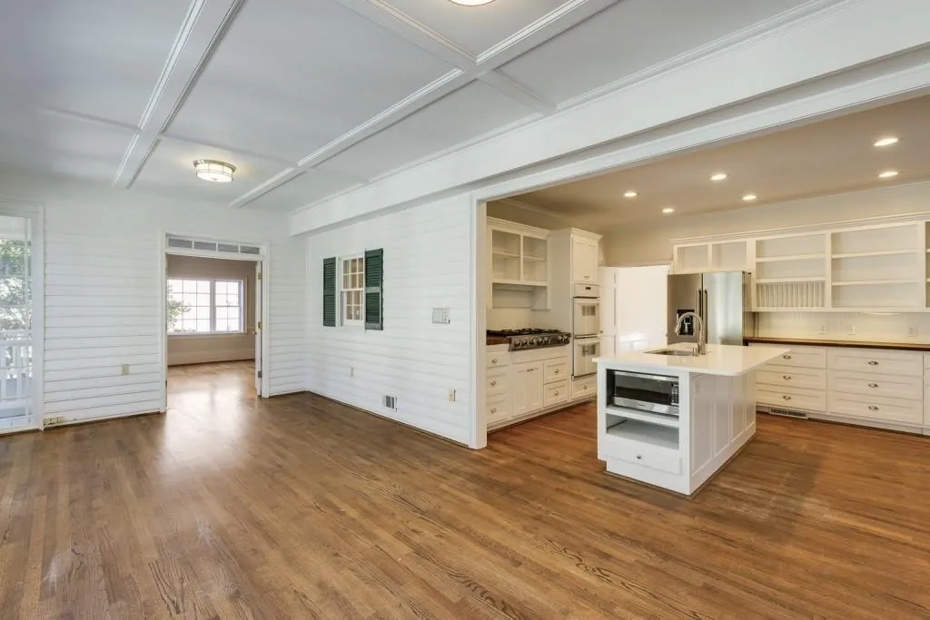 270 Grapevine Run, Sandy Springs, Georgia 30350, 7 Bedrooms Bedrooms, ,4 BathroomsBathrooms,Residential,Sold,270 Grapevine Run,7529792