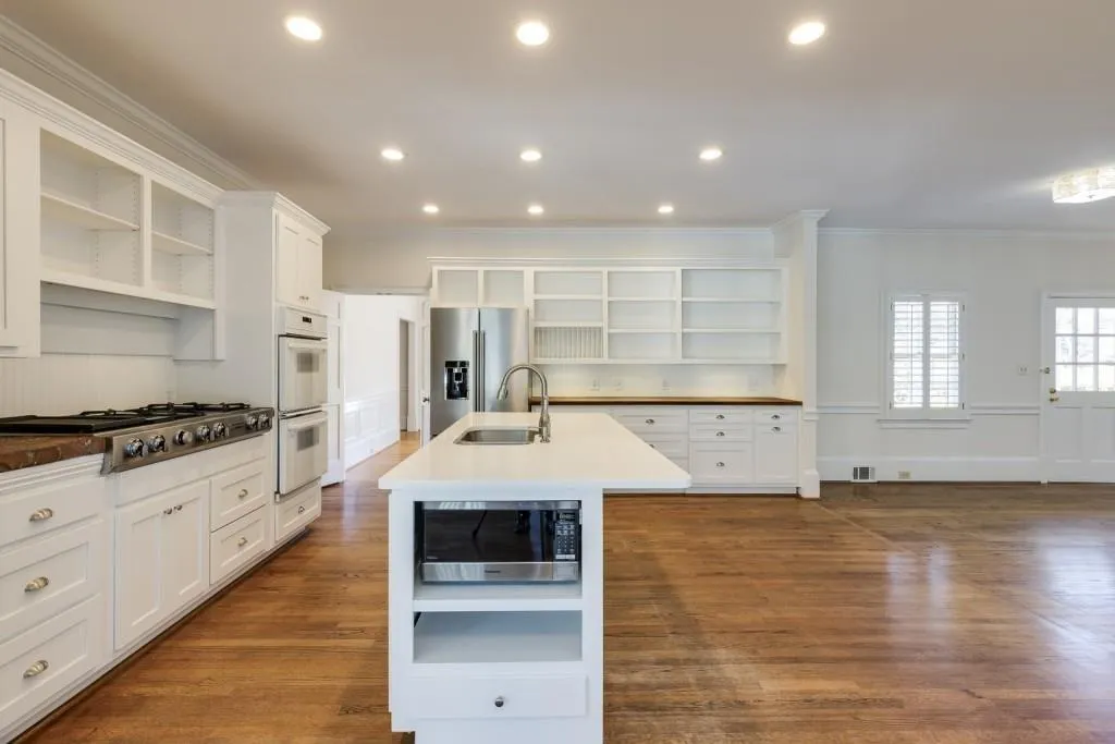 270 Grapevine Run, Sandy Springs, Georgia 30350, 7 Bedrooms Bedrooms, ,4 BathroomsBathrooms,Residential,Sold,270 Grapevine Run,7529792