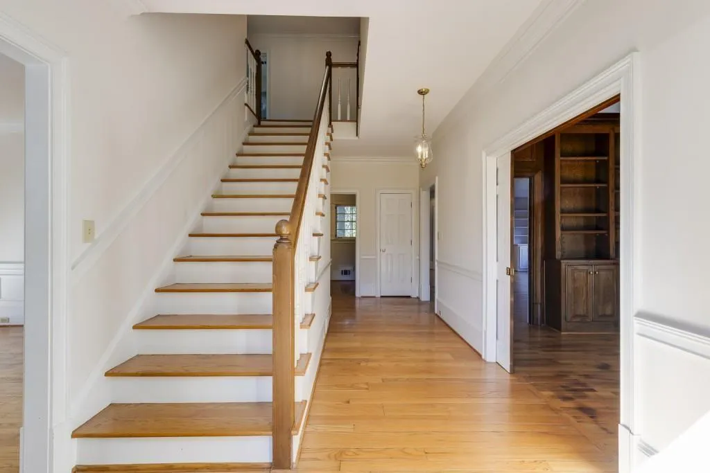 270 Grapevine Run, Sandy Springs, Georgia 30350, 7 Bedrooms Bedrooms, ,4 BathroomsBathrooms,Residential,Sold,270 Grapevine Run,7529792