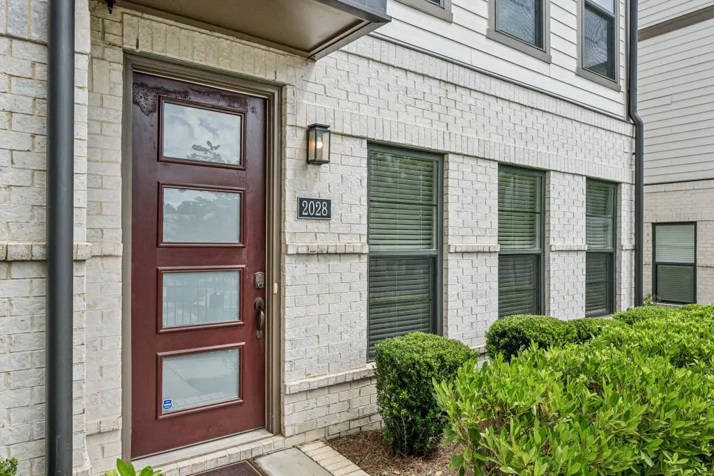2028 Holtz Lane, Atlanta, Georgia 30318, 3 Bedrooms Bedrooms, ,3 BathroomsBathrooms,Residential,For Sale,2028 Holtz Lane,7619160