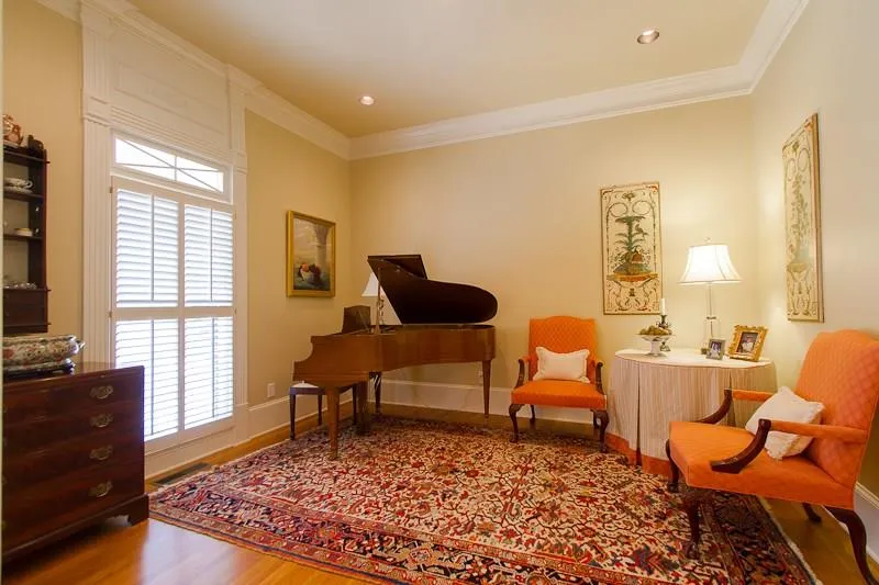 405 Heards Ferry Road, Sandy Springs, Georgia 30328, 4 Bedrooms Bedrooms, ,4 BathroomsBathrooms,Residential,Sold,405 Heards Ferry Road,5673376