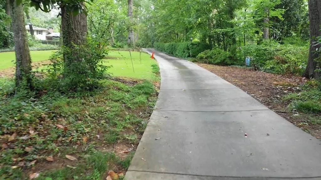 1090 Kingston Drive, Sandy Springs, Georgia 30342, 5 Bedrooms Bedrooms, ,3 BathroomsBathrooms,Residential,Sold,1090 Kingston Drive,6122528