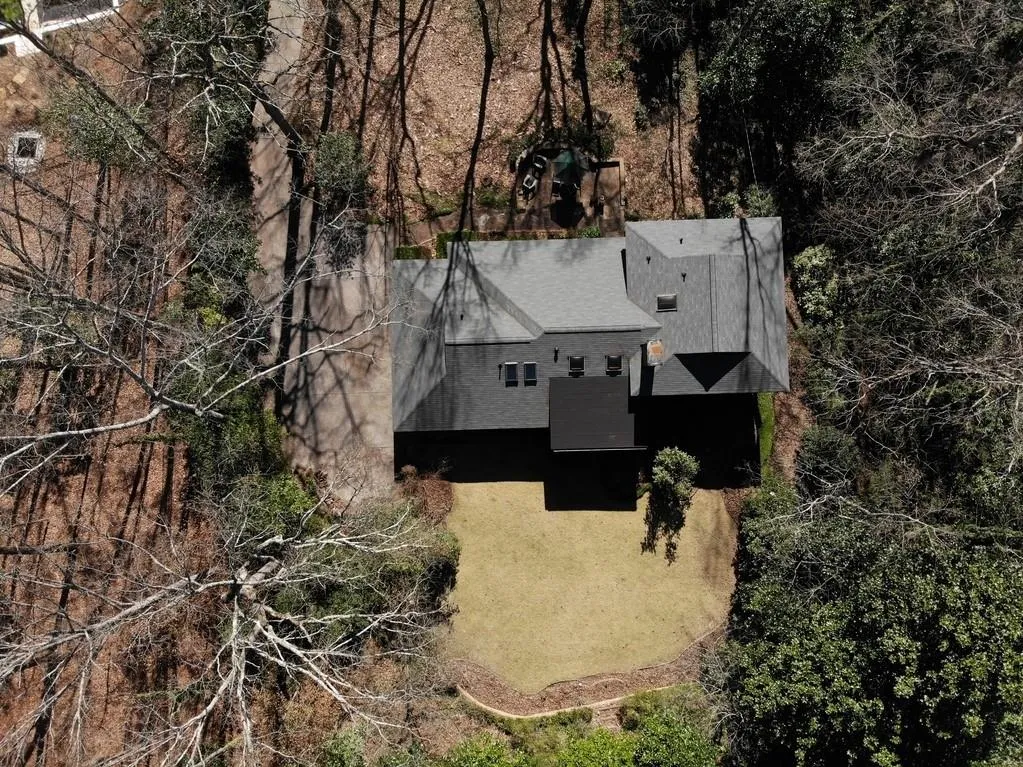 1090 Kingston Drive, Sandy Springs, Georgia 30342, 5 Bedrooms Bedrooms, ,3 BathroomsBathrooms,Residential,Sold,1090 Kingston Drive,6122528