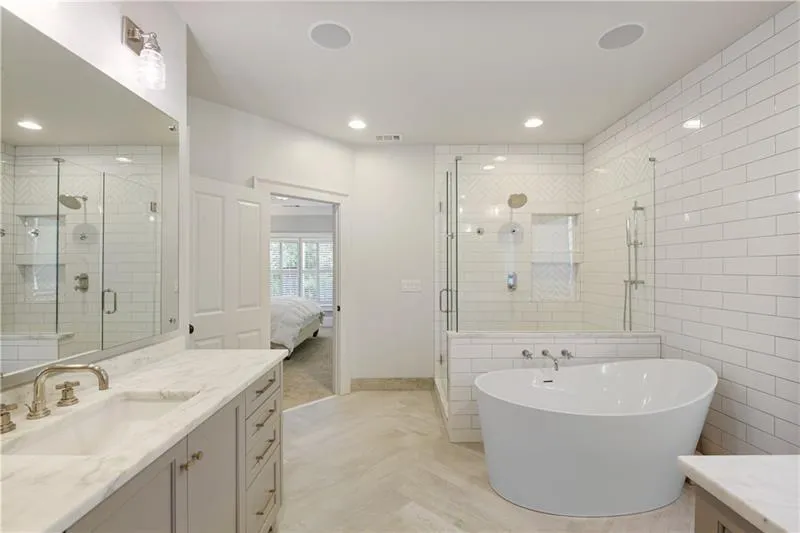 4392 Creek Wood Close, Atlanta, Georgia 30342, 5 Bedrooms Bedrooms, ,4 BathroomsBathrooms,Residential,Sold,4392 Creek Wood Close,7419095