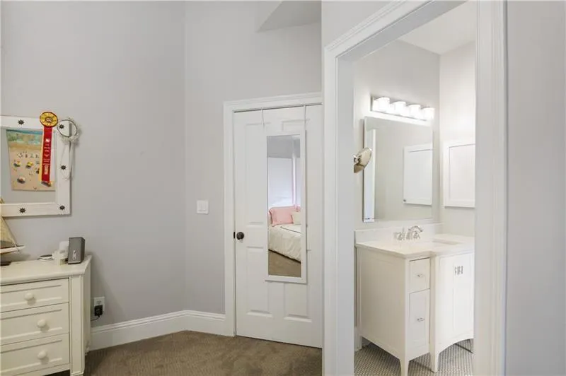 View of jack and jill bath for 2nd bedroom.