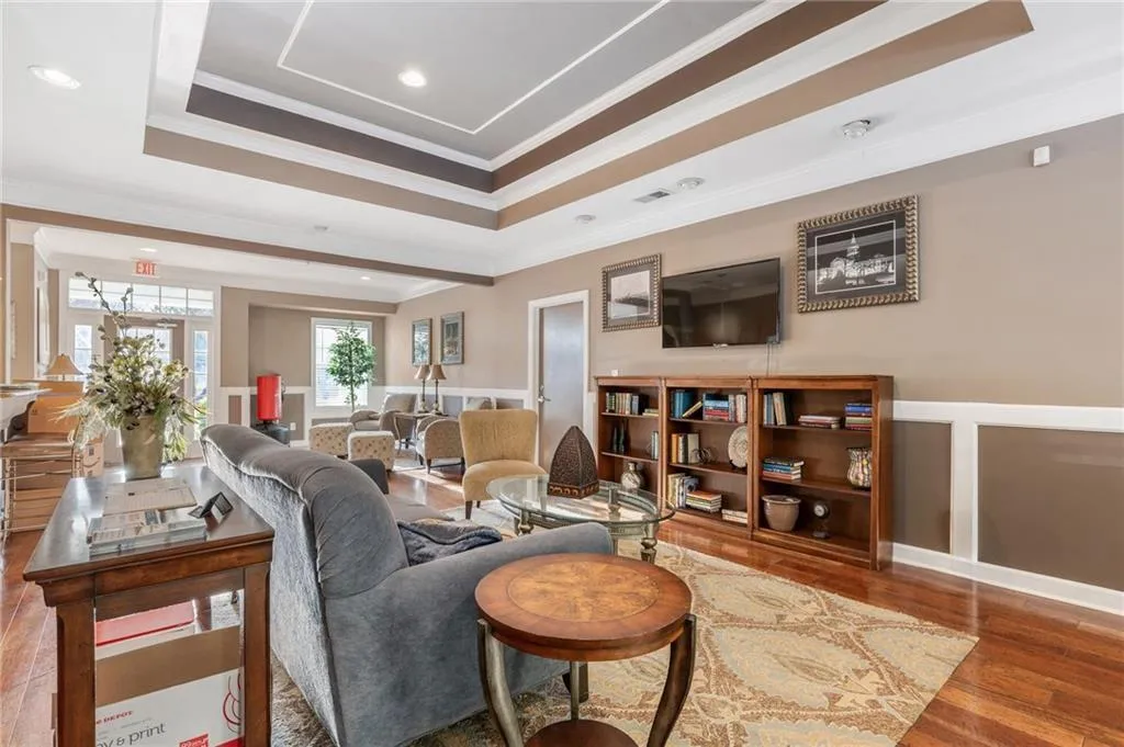 3135 Seven Pines Ct Unit 101, Atlanta, Georgia 30339, 2 Bedrooms Bedrooms, ,2 BathroomsBathrooms,Residential,For Sale,3135 Seven Pines Ct Unit 101,7570054
