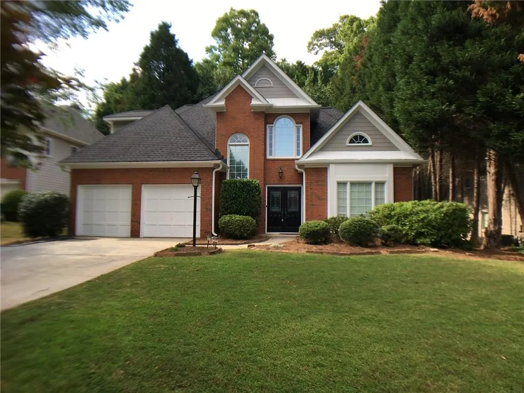 525 Montrose Lane, Sandy Springs, Georgia 30328, 4 Bedrooms Bedrooms, ,2 BathroomsBathrooms,Residential,Sold,525 Montrose Lane,6559694