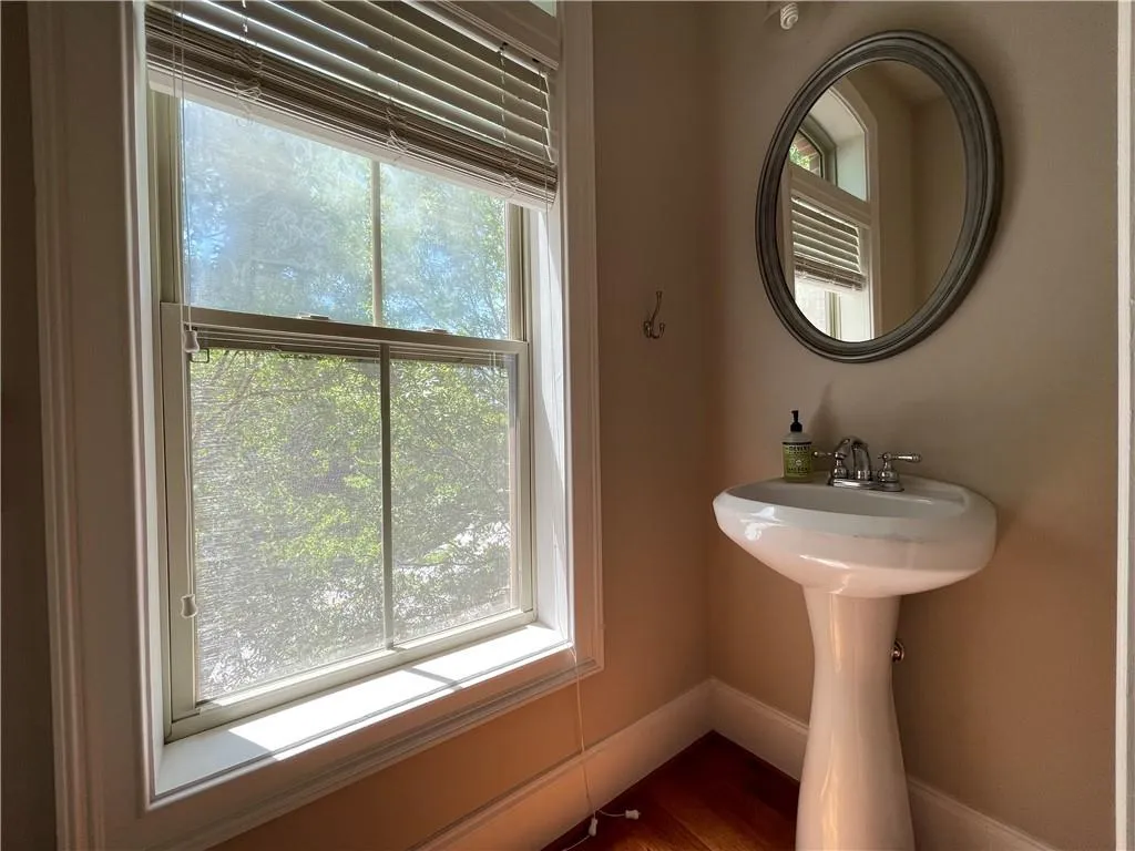 6462 Chariot Street Unit 16, Sandy Springs, Georgia 30328, 2 Bedrooms Bedrooms, ,2 BathroomsBathrooms,Residential,Sold,6462 Chariot Street Unit 16,7212405