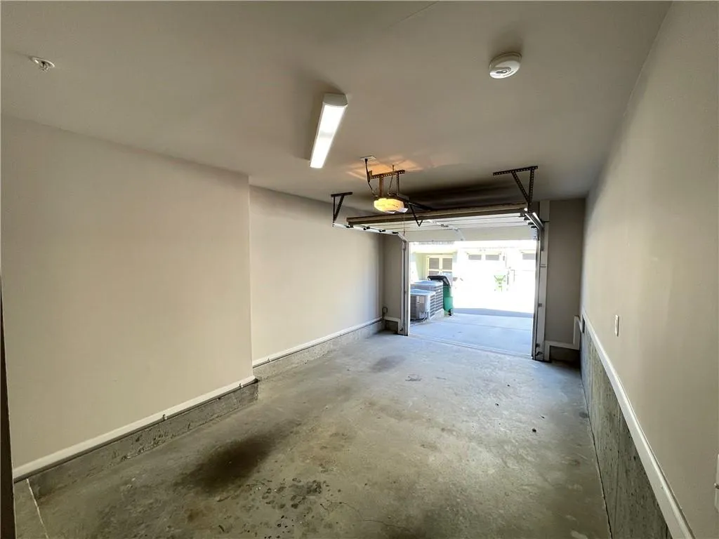 6462 Chariot Street Unit 16, Sandy Springs, Georgia 30328, 2 Bedrooms Bedrooms, ,2 BathroomsBathrooms,Residential,Sold,6462 Chariot Street Unit 16,7212405