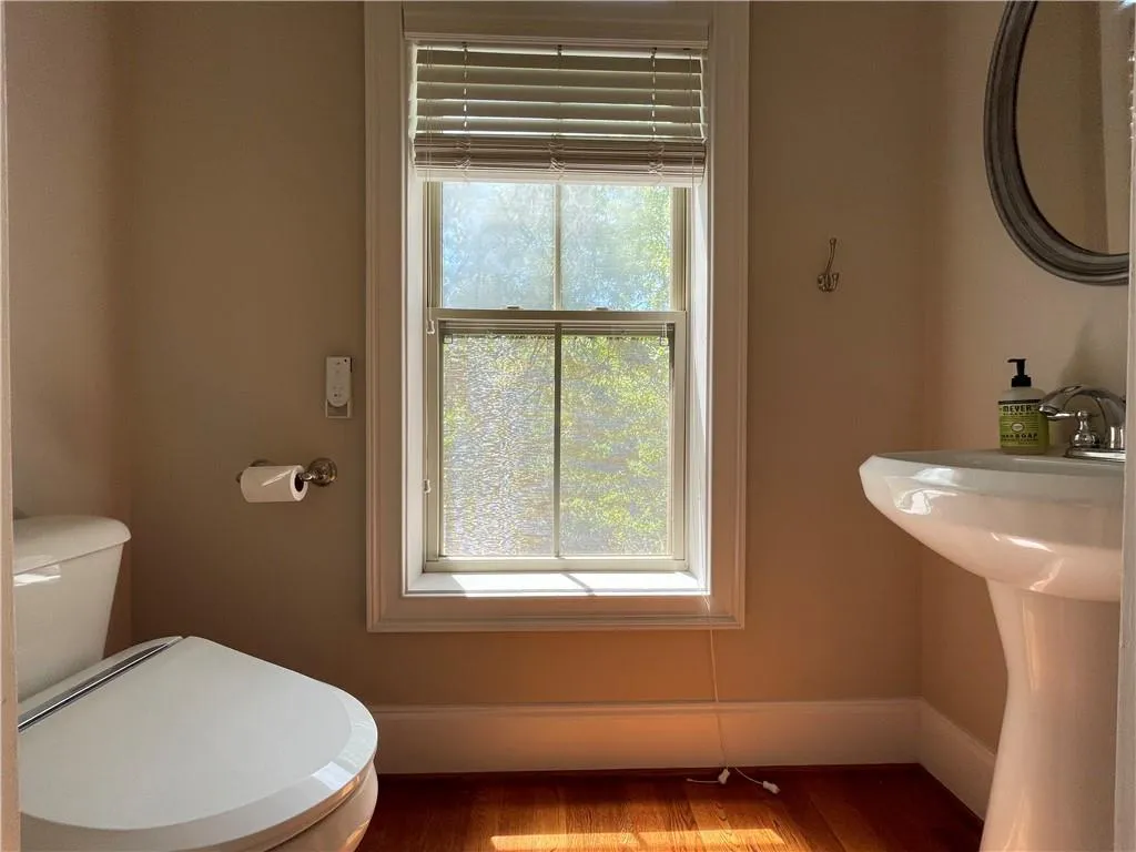 6462 Chariot Street Unit 16, Sandy Springs, Georgia 30328, 2 Bedrooms Bedrooms, ,2 BathroomsBathrooms,Residential,Sold,6462 Chariot Street Unit 16,7212405