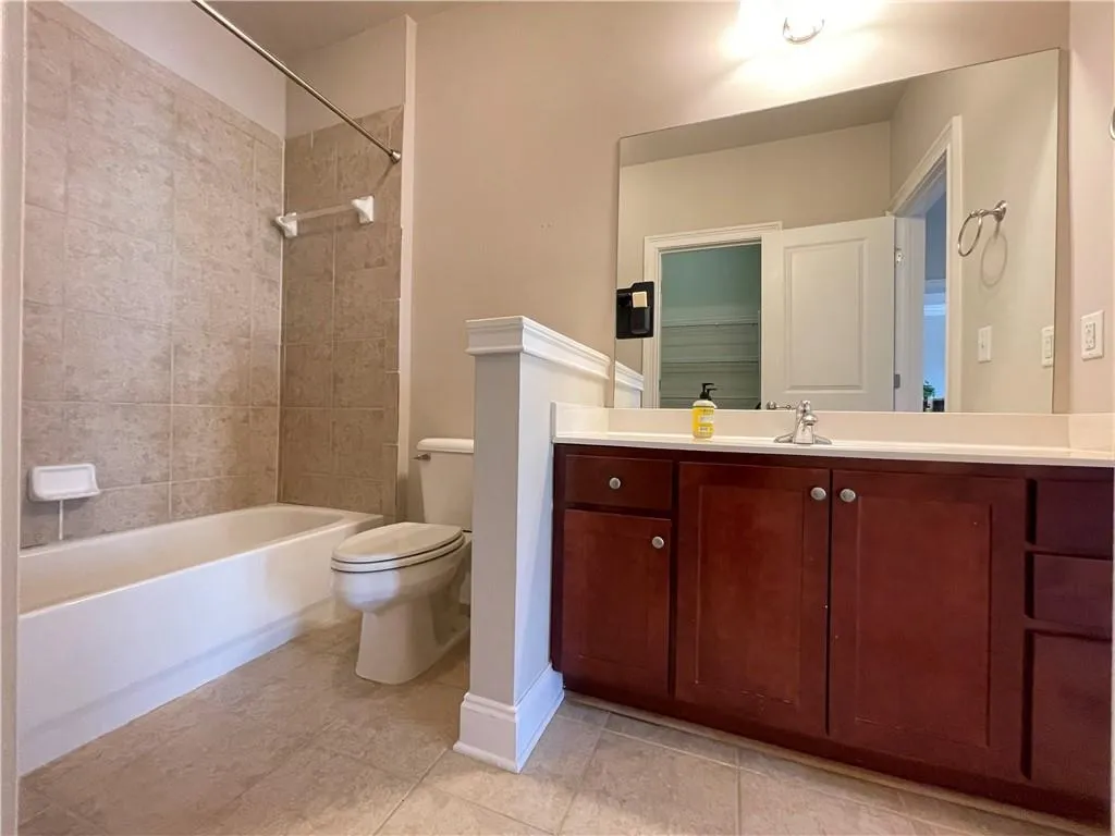 6462 Chariot Street Unit 16, Sandy Springs, Georgia 30328, 2 Bedrooms Bedrooms, ,2 BathroomsBathrooms,Residential,Sold,6462 Chariot Street Unit 16,7212405