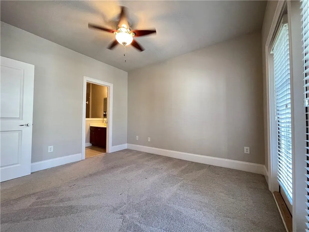 6462 Chariot Street Unit 16, Sandy Springs, Georgia 30328, 2 Bedrooms Bedrooms, ,2 BathroomsBathrooms,Residential,Sold,6462 Chariot Street Unit 16,7212405