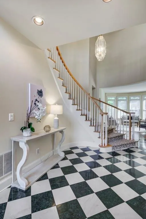 240 Windsor Gate Cove, Sandy Springs, Georgia 30342, 5 Bedrooms Bedrooms, ,3 BathroomsBathrooms,Residential,Sold,240 Windsor Gate Cove,7058993