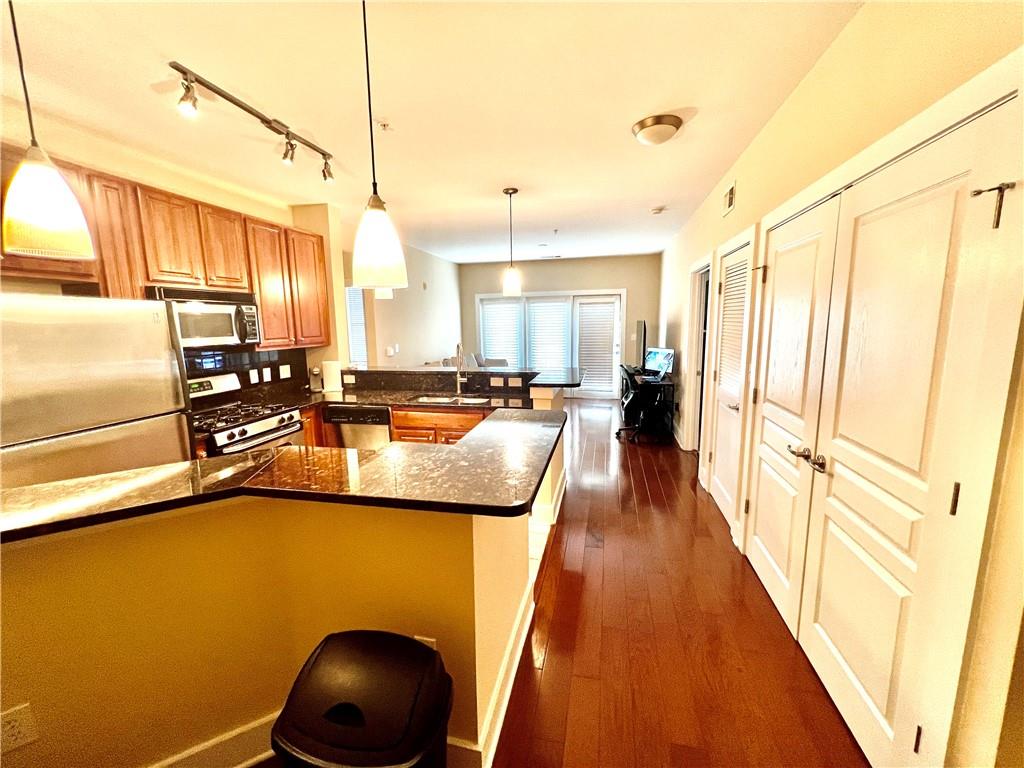 799 Hammond Drive Unit 221, Atlanta, Georgia 30328, 2 Bedrooms Bedrooms, ,2 BathroomsBathrooms,Residential,Sold,799 Hammond Drive Unit 221,7272778