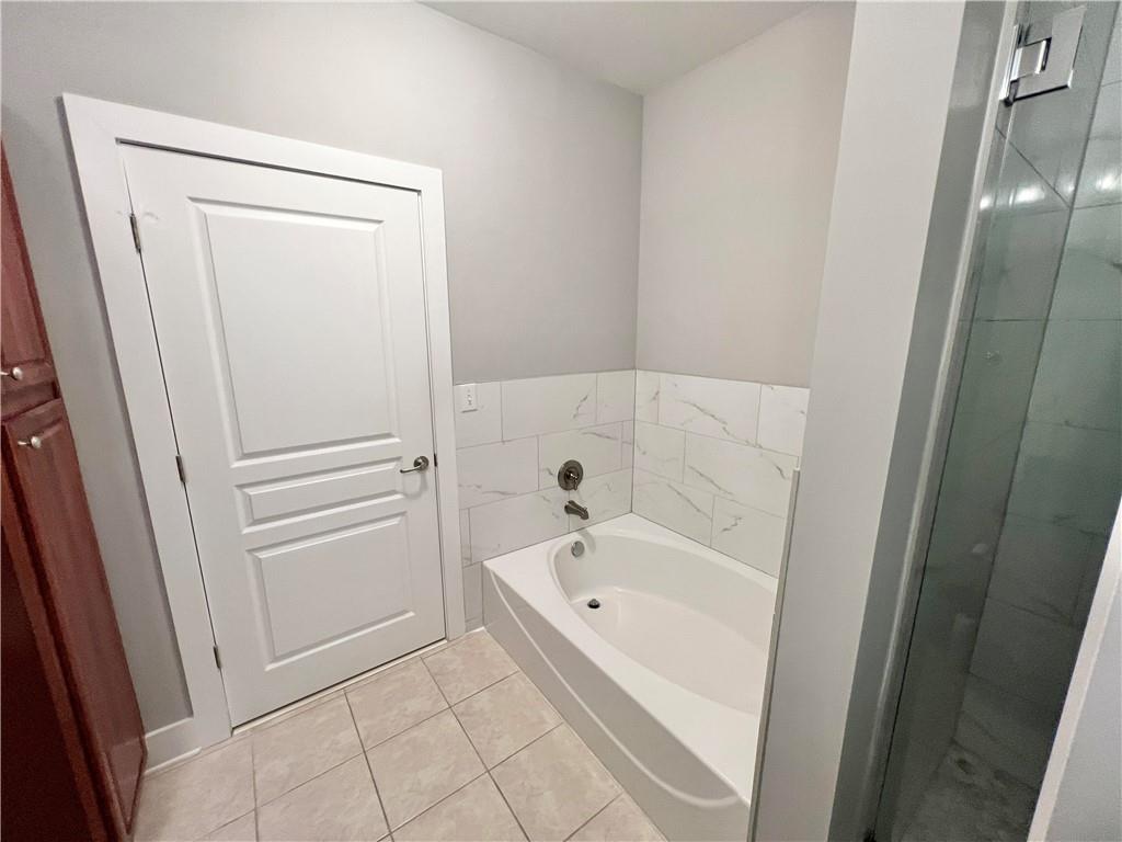 799 Hammond Drive Unit 221, Atlanta, Georgia 30328, 2 Bedrooms Bedrooms, ,2 BathroomsBathrooms,Residential,Sold,799 Hammond Drive Unit 221,7272778