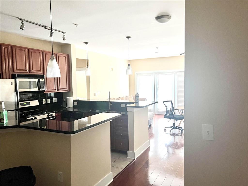 799 Hammond Drive Unit 221, Atlanta, Georgia 30328, 2 Bedrooms Bedrooms, ,2 BathroomsBathrooms,Residential,Sold,799 Hammond Drive Unit 221,7272778