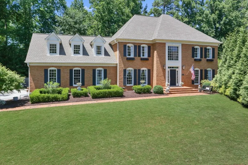 800 Mabry Road, Sandy Springs, Georgia 30328, 4 Bedrooms Bedrooms, ,4 BathroomsBathrooms,Residential,Sold,800 Mabry Road,6511899
