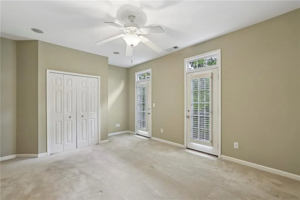 Secondary bedroom