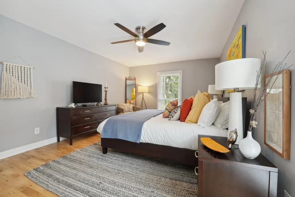 6851 Roswell Road Unit J-9, Sandy Springs, Georgia 30328, 2 Bedrooms Bedrooms, ,2 BathroomsBathrooms,Residential,Sold,6851 Roswell Road Unit J-9,7465454