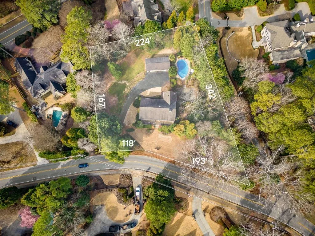 111 Mount Paran Road Nw, Sandy Springs, Georgia 30327, 3 Bedrooms Bedrooms, ,2 BathroomsBathrooms,Residential,Sold,111 Mount Paran Road Nw,7173424