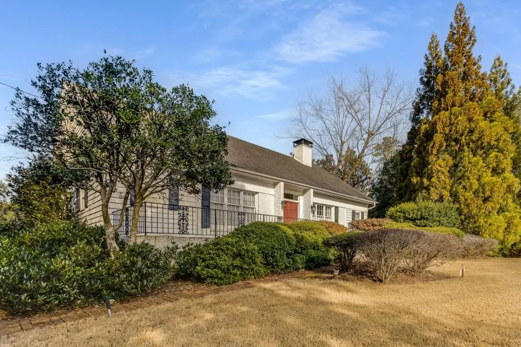 111 Mount Paran Road Nw, Sandy Springs, Georgia 30327, 3 Bedrooms Bedrooms, ,2 BathroomsBathrooms,Residential,Sold,111 Mount Paran Road Nw,7173424