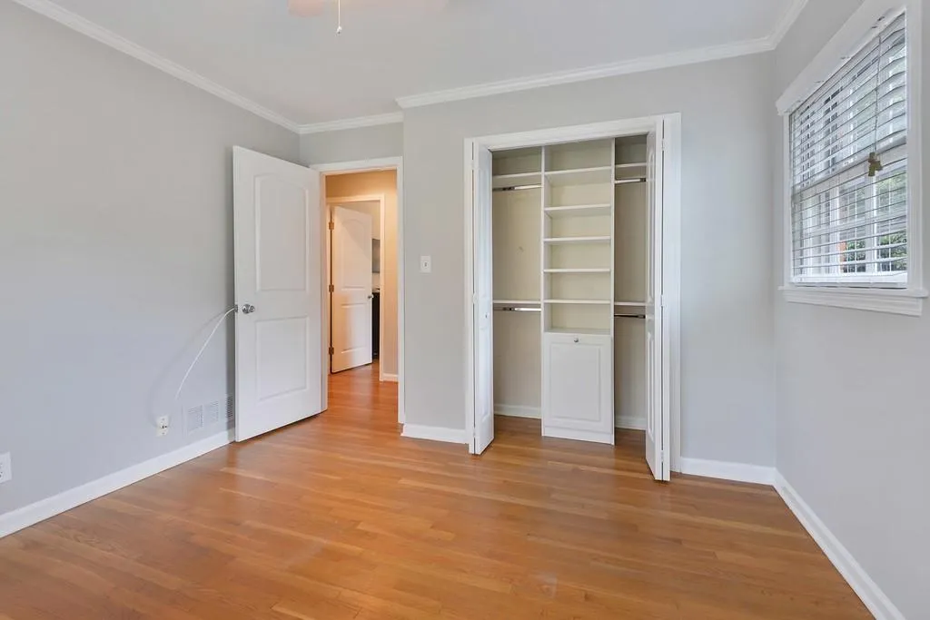 5705 Kayron Drive, Atlanta, Georgia 30328, 3 Bedrooms Bedrooms, ,2 BathroomsBathrooms,Residential,Sold,5705 Kayron Drive,6531688