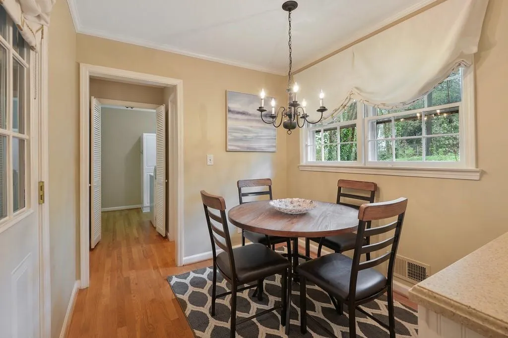 5705 Kayron Drive, Atlanta, Georgia 30328, 3 Bedrooms Bedrooms, ,2 BathroomsBathrooms,Residential,Sold,5705 Kayron Drive,6531688