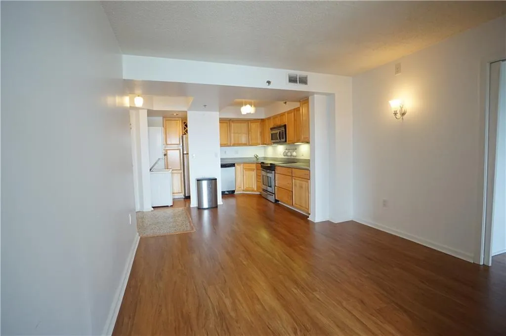 795 Hammond Drive Unit 1907, Atlanta, Georgia 30328, 2 Bedrooms Bedrooms, ,2 BathroomsBathrooms,Residential,Sold,795 Hammond Drive Unit 1907,6566512