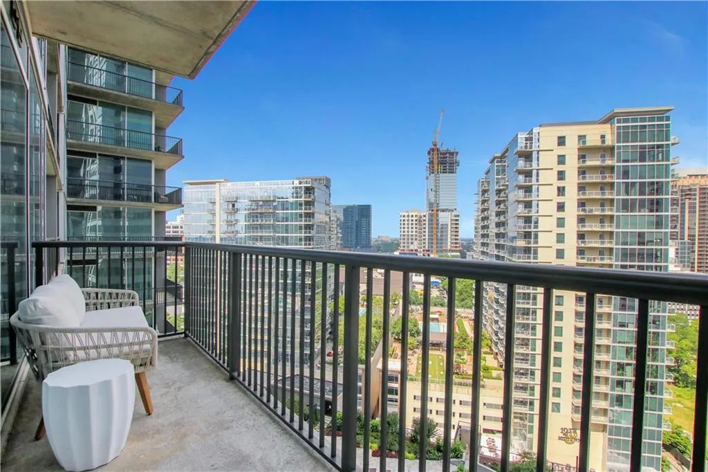 1080 Peachtree Street Ne Unit 1616, Atlanta, Georgia 30309, 1 Bedroom Bedrooms, ,1 BathroomBathrooms,Residential,For Sale,1080 Peachtree Street Ne Unit 1616,7619182