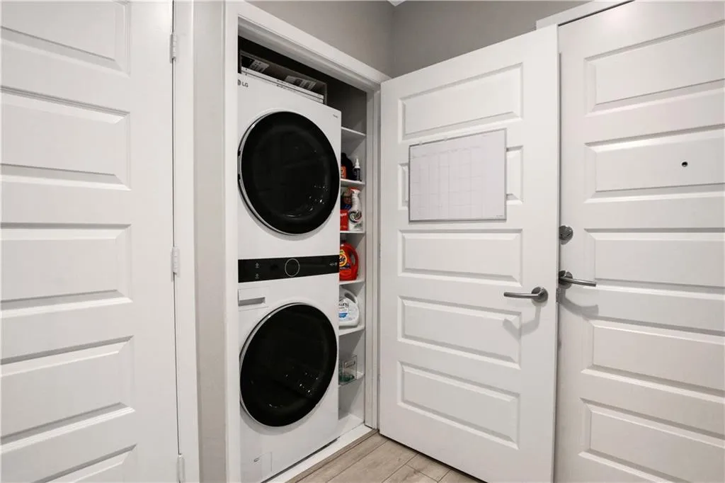 1080 Peachtree Street Ne Unit 1616, Atlanta, Georgia 30309, 1 Bedroom Bedrooms, ,1 BathroomBathrooms,Residential,For Sale,1080 Peachtree Street Ne Unit 1616,7619182