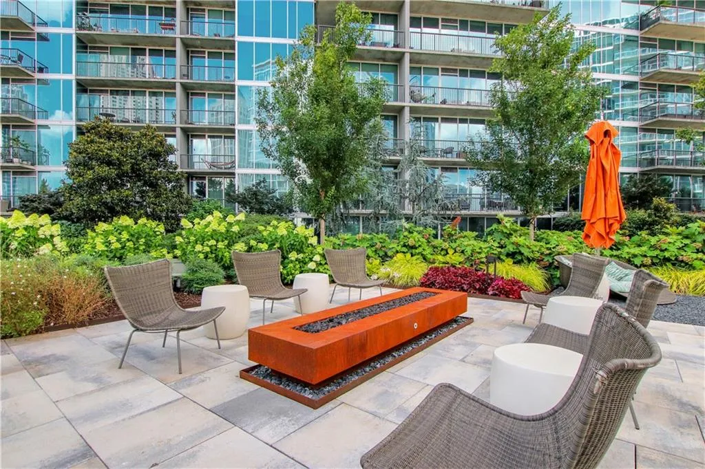 1080 Peachtree Street Ne Unit 1616, Atlanta, Georgia 30309, 1 Bedroom Bedrooms, ,1 BathroomBathrooms,Residential,For Sale,1080 Peachtree Street Ne Unit 1616,7619182