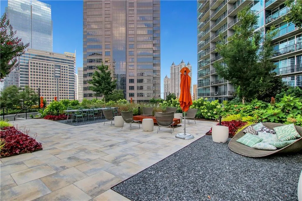 1080 Peachtree Street Ne Unit 1616, Atlanta, Georgia 30309, 1 Bedroom Bedrooms, ,1 BathroomBathrooms,Residential,For Sale,1080 Peachtree Street Ne Unit 1616,7619182