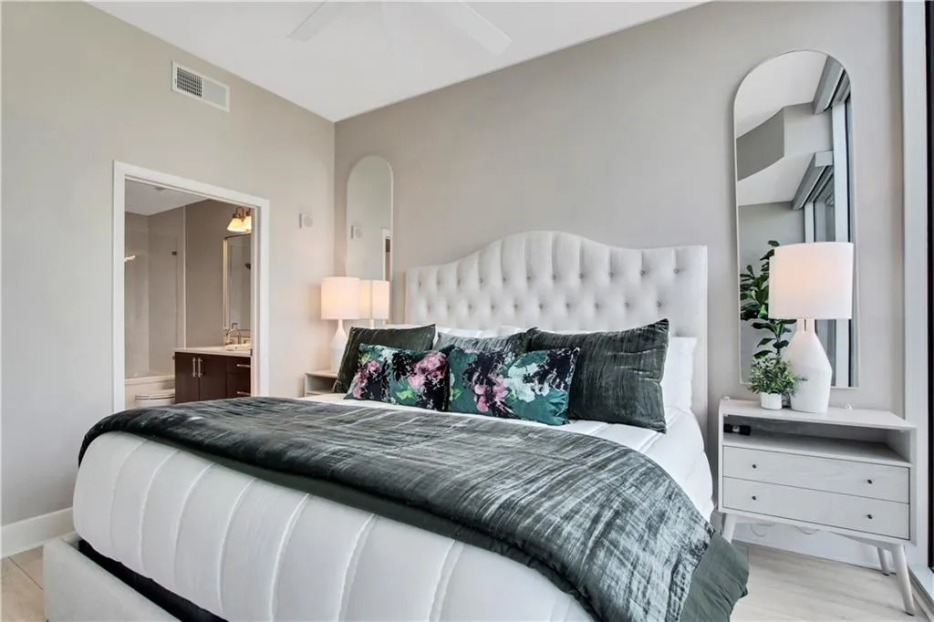 1080 Peachtree Street Ne Unit 1616, Atlanta, Georgia 30309, 1 Bedroom Bedrooms, ,1 BathroomBathrooms,Residential,For Sale,1080 Peachtree Street Ne Unit 1616,7619182