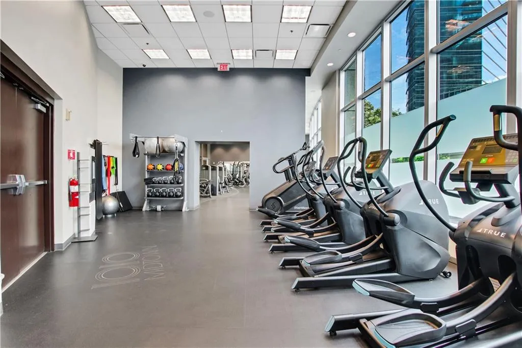 1080 Peachtree Street Ne Unit 1616, Atlanta, Georgia 30309, 1 Bedroom Bedrooms, ,1 BathroomBathrooms,Residential,For Sale,1080 Peachtree Street Ne Unit 1616,7619182