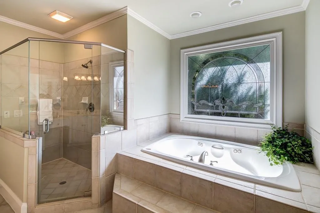 5101 Haven Court, Atlanta, Georgia 30342, 6 Bedrooms Bedrooms, ,5 BathroomsBathrooms,Residential,Sold,5101 Haven Court,5899804